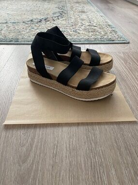 Steve Madden Black Espadrille Platform Sandals with Ankle Wrap